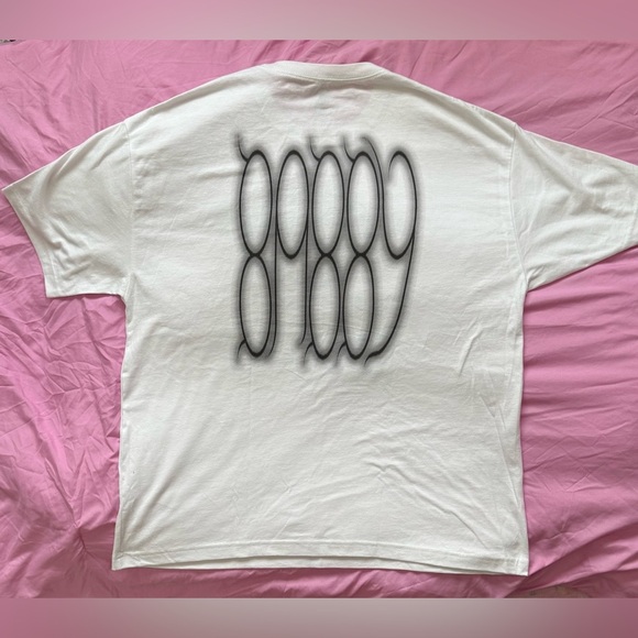 Bobby Radio XL Graphic Tee – Tribal Headphones Art Shirt, 9989 Airbrush Back - Picture 7 of 7